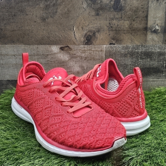 APL Athletic Propulsion Labs BRICK WHITE Techloom Phantom Sneakers - Picture 1 of 12